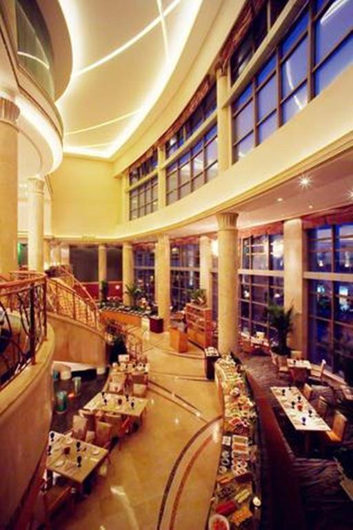 New Century Grand Hotel Kaifeng Extérieur photo