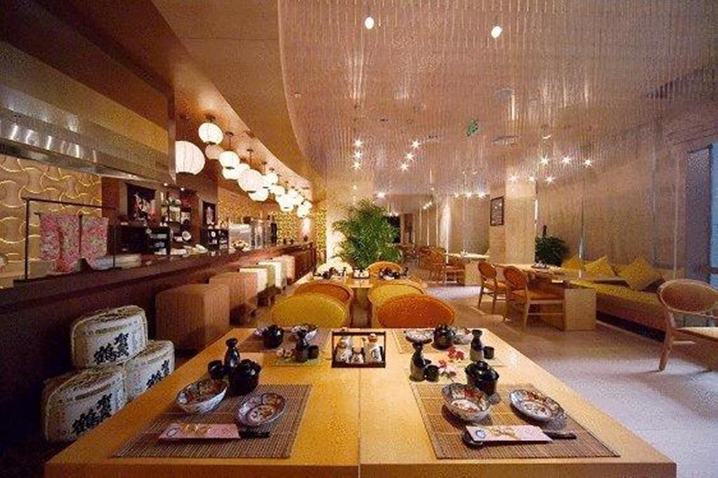 New Century Grand Hotel Kaifeng Extérieur photo