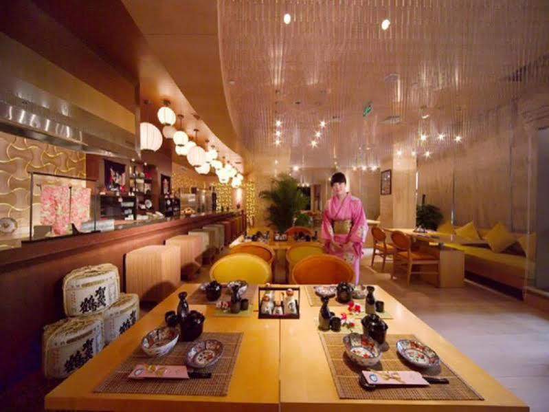 New Century Grand Hotel Kaifeng Extérieur photo